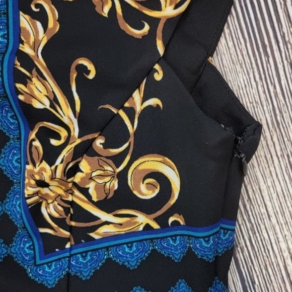 Maggie London Mini dress Paisly Scarf print Stretch Blue Gold Black Sz 6 Petite - Picture 4 of 15